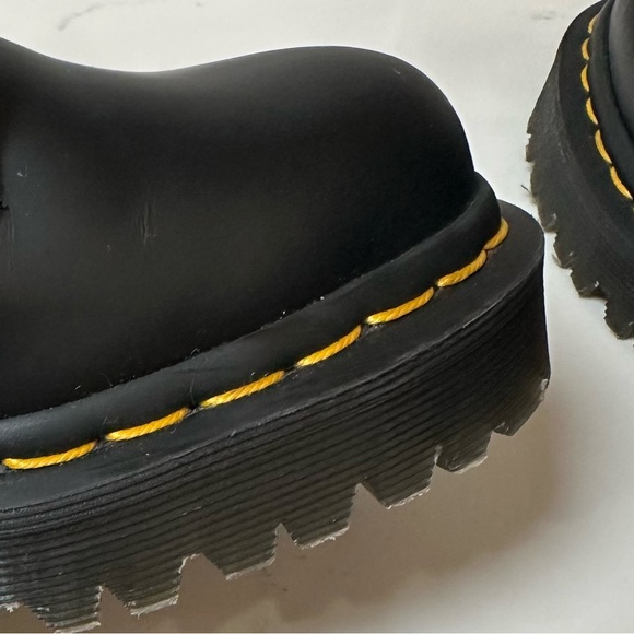 NWOB Dr. Martens 1460 Smooth Leather Lace Up Boots Black with Yellow Accents - Picture 9 of 16